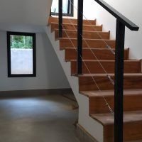 guarda-corpo-aluminio-cabo-de-aco-escada-zona-leste-zona-oeste-sao-paulo-world-vidros-vidracaria.jpg